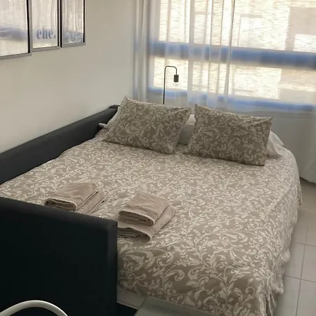 Apartment Vernia 4-15 *